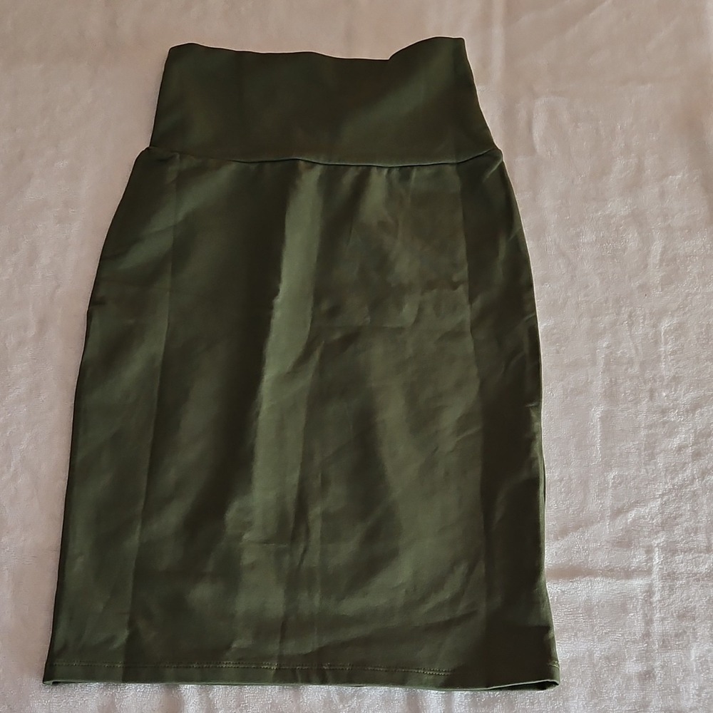 TOMSWARE Khaki Pencil Knee Length Skirt Size M Cotton Spandex Knit Stretch‎